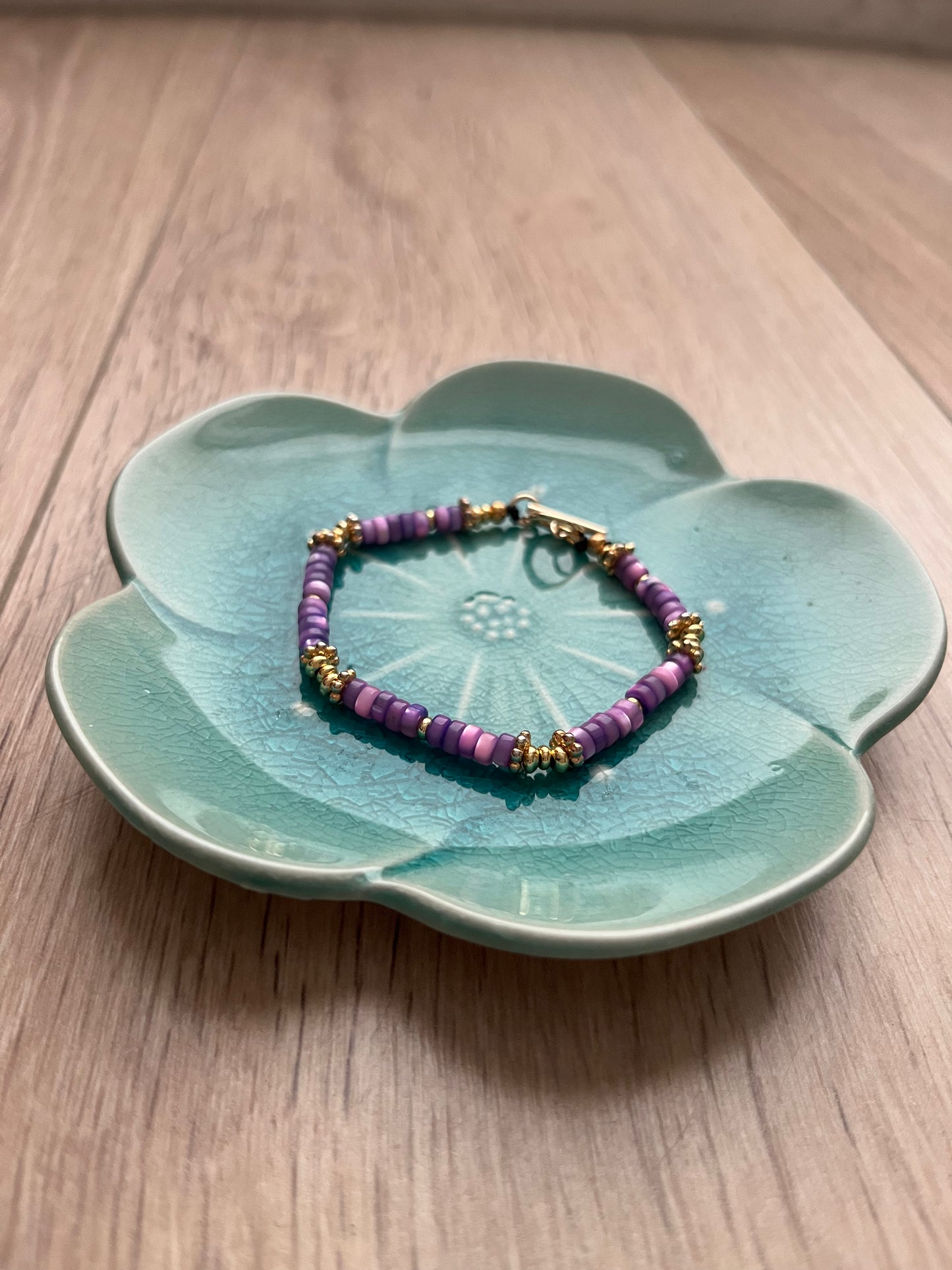 Bracelet Daisy en nacre violette 🌼💜