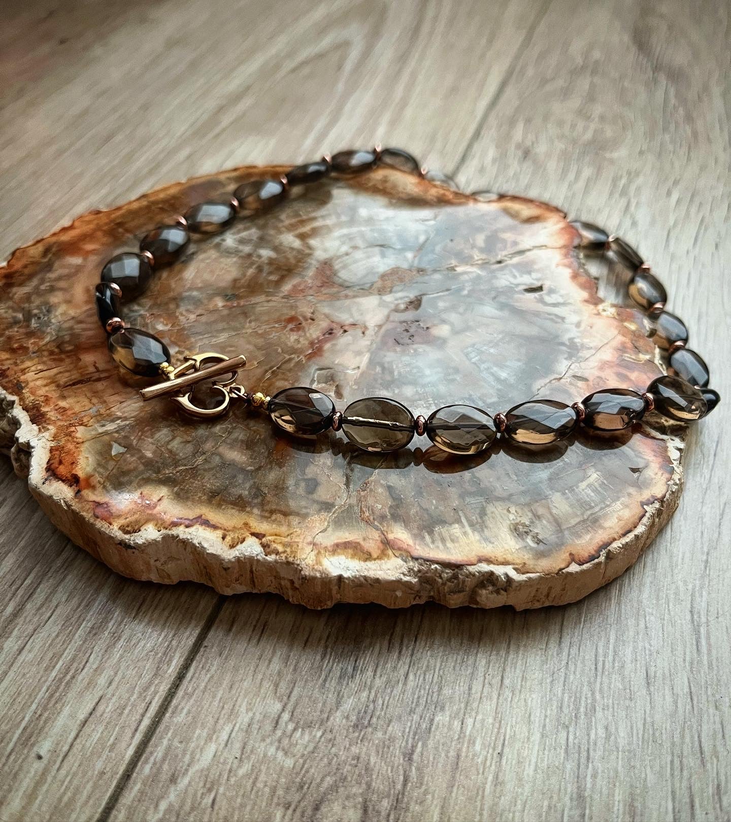 Collier tout est féerique en quartz fumé 🖤✨