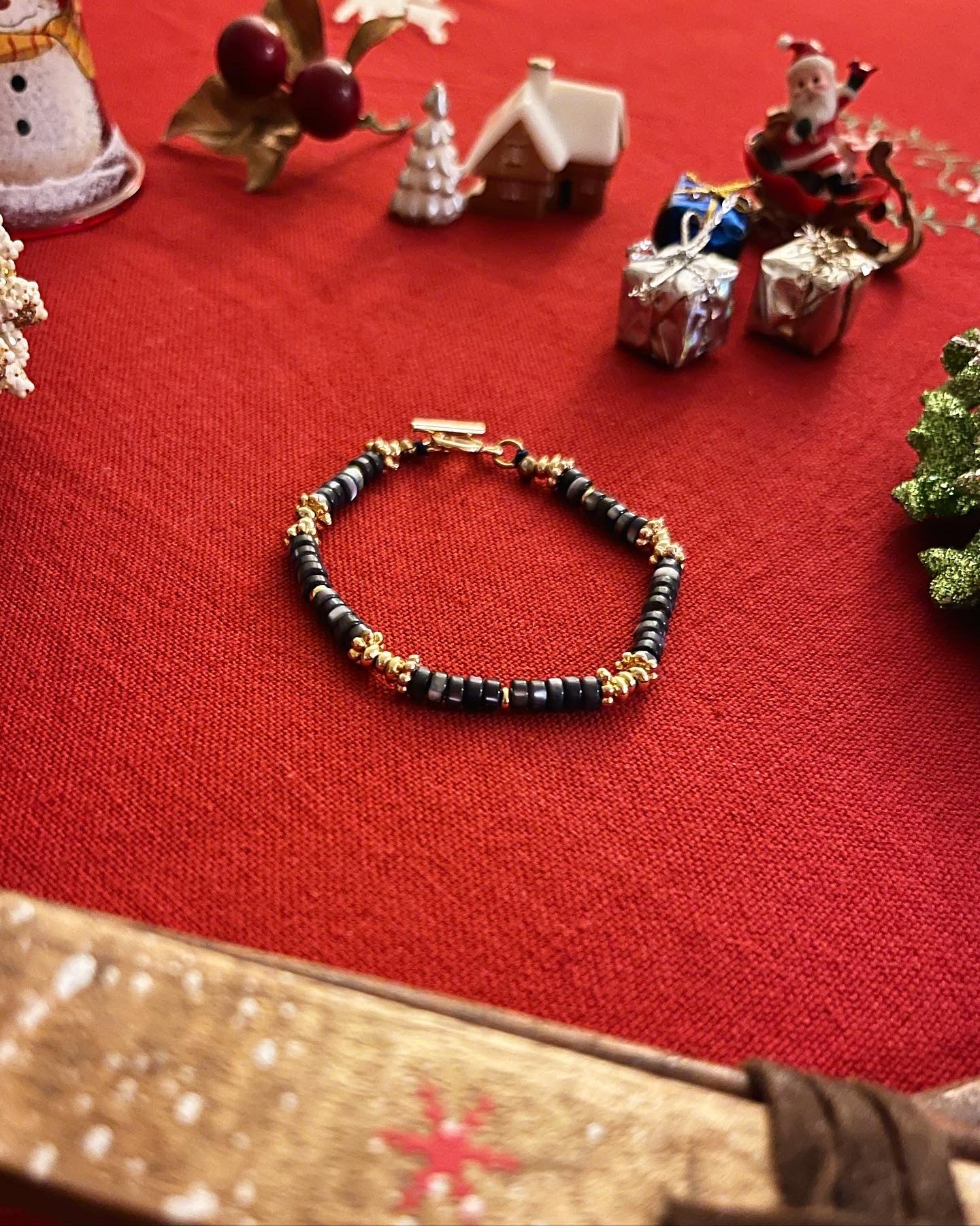 Bracelet Daisy en nacre bleu nuit 🌼💙