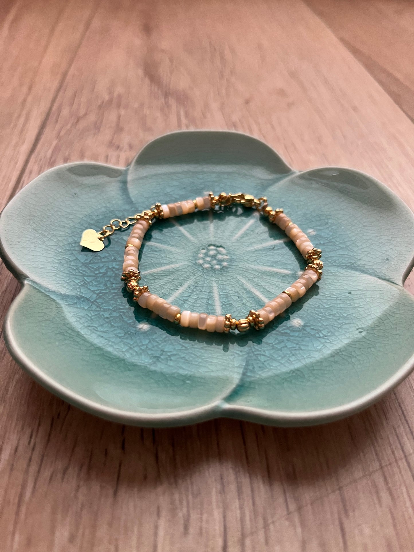 Bracelet Daisy en nacre sable 🌼🧡