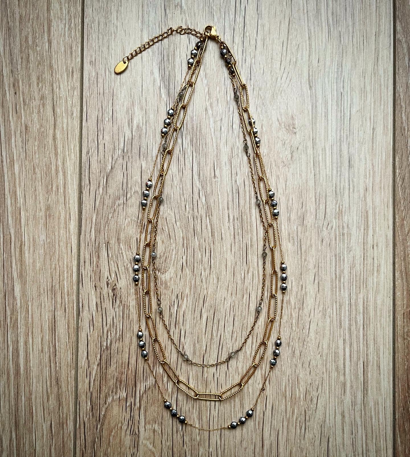 Collier trinité protectrice 🩶🖤