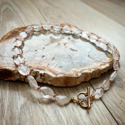 Collier tout est féerique en quartz rose 💗✨