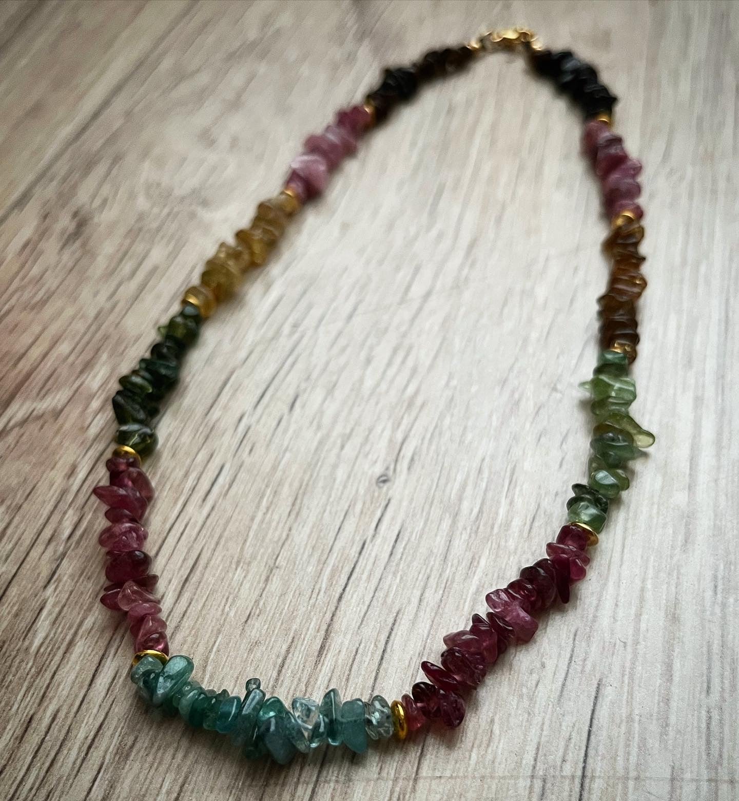 Collier d’automne en tourmaline multicolore 💚💛🩷🖤