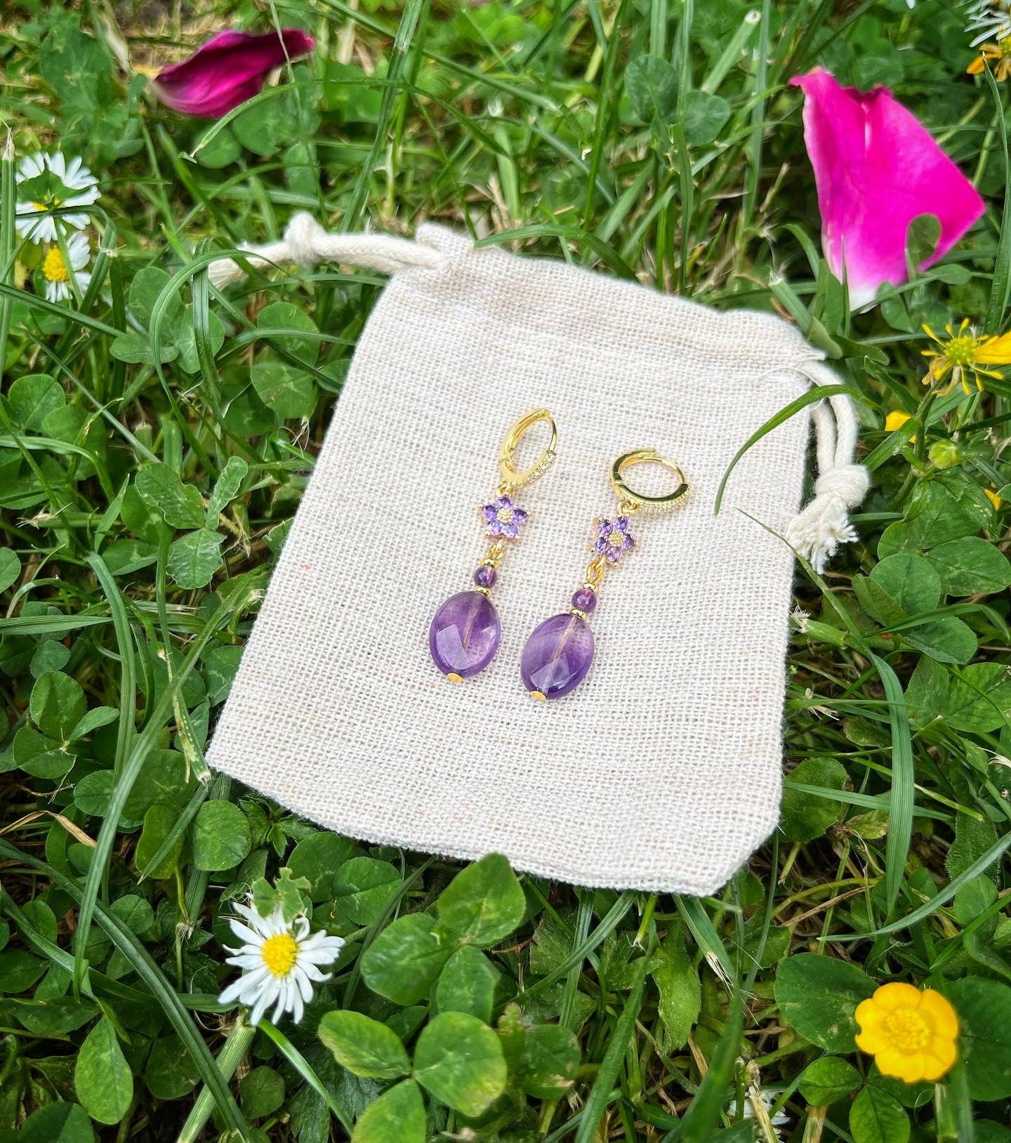 Boucles d’oreilles : princesses naturelles fleuries en améthyste 👸💜