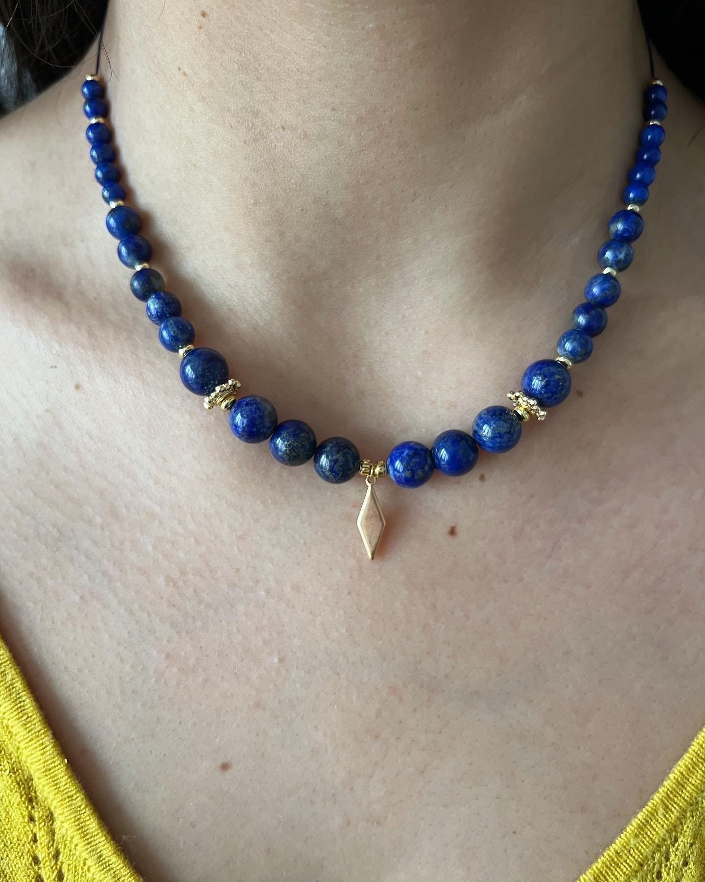 Collier Néfertiti en lapis-lazuli 💙