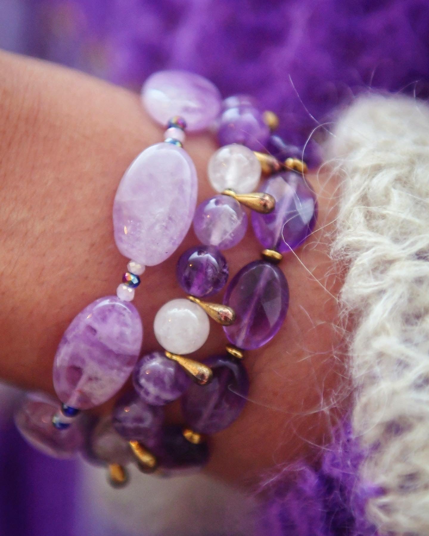 bracelet féminin sur mesure 🌸 : en quartz rose 💗 et améthyste 💜