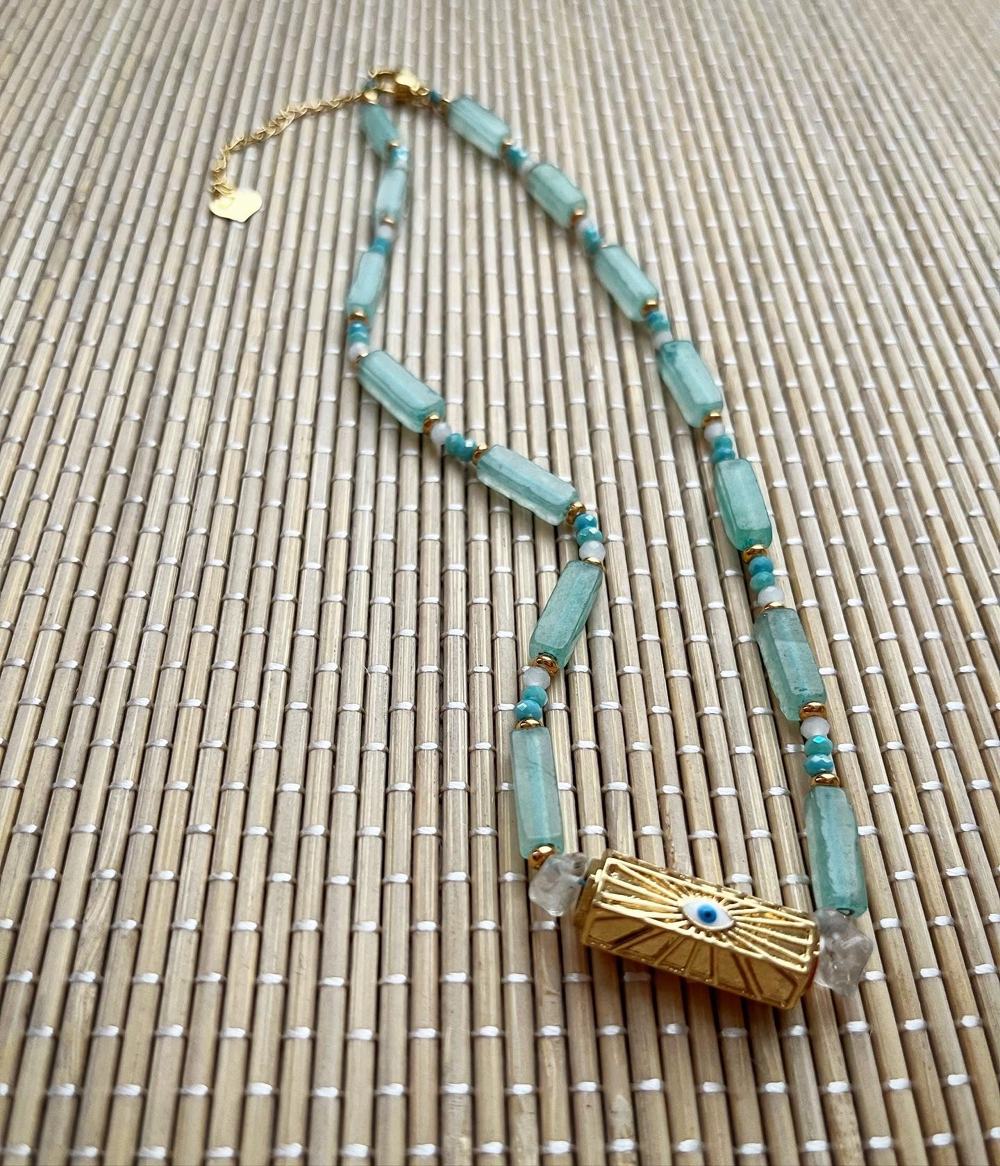 collier talisman 🧿 : mati en jade teinté bleu 🧿💙