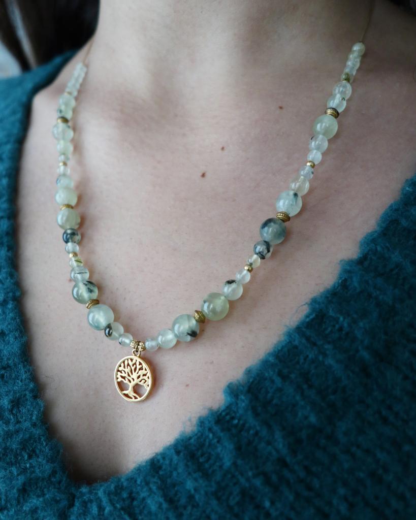 collier talisman 🧿 : arbre de vie préhnite