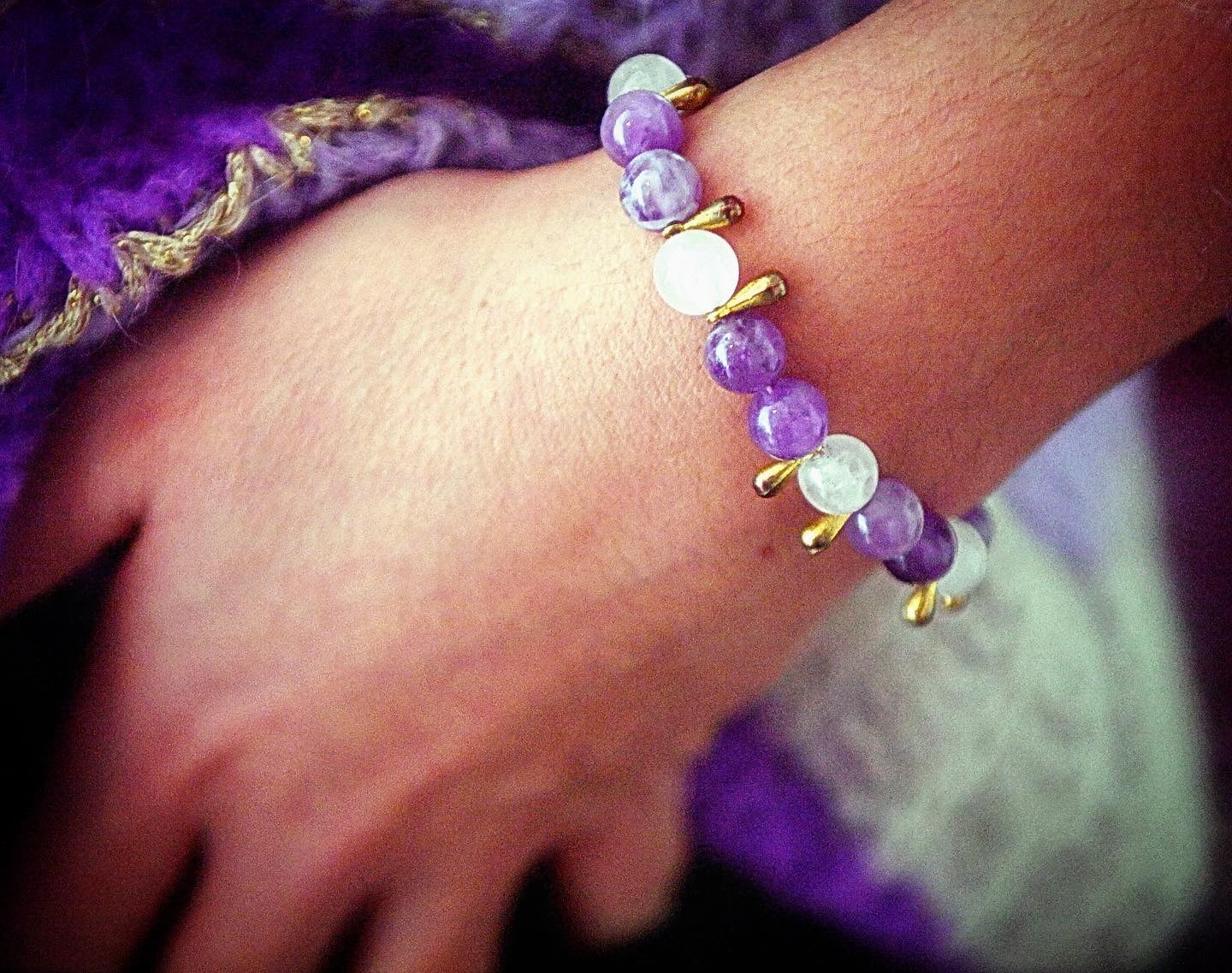 bracelet féminin sur mesure 🌸 : en quartz rose 💗 et améthyste 💜