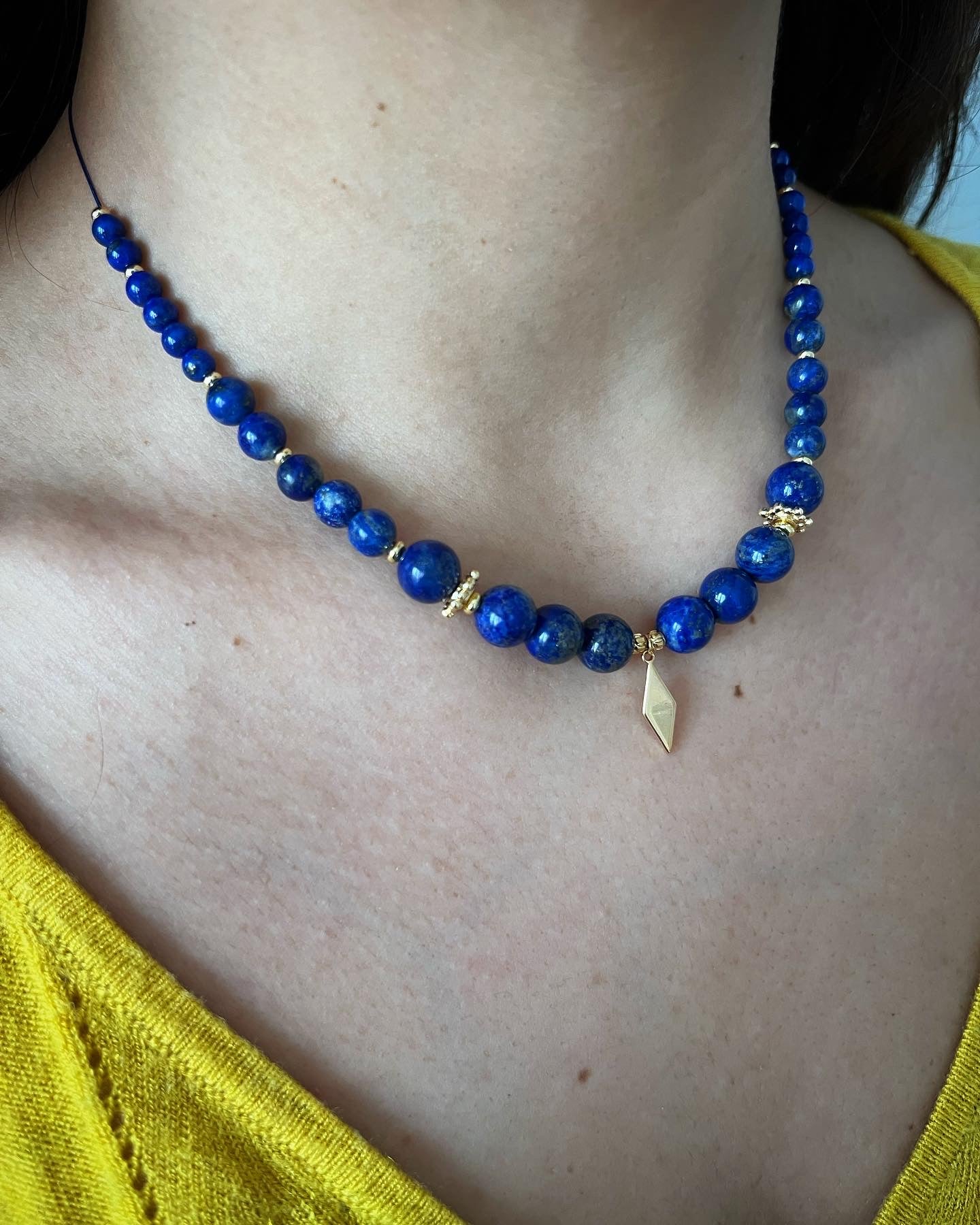 Collier Néfertiti en lapis-lazuli 💙