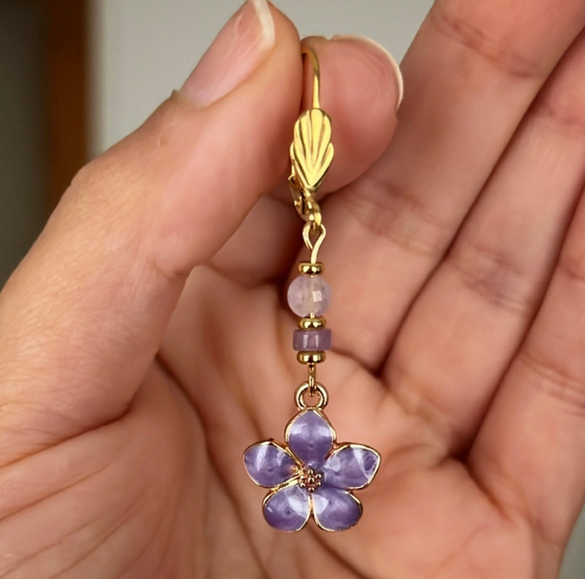 Boucles d’oreilles fleurs de printemps en améthyste  🌼💜