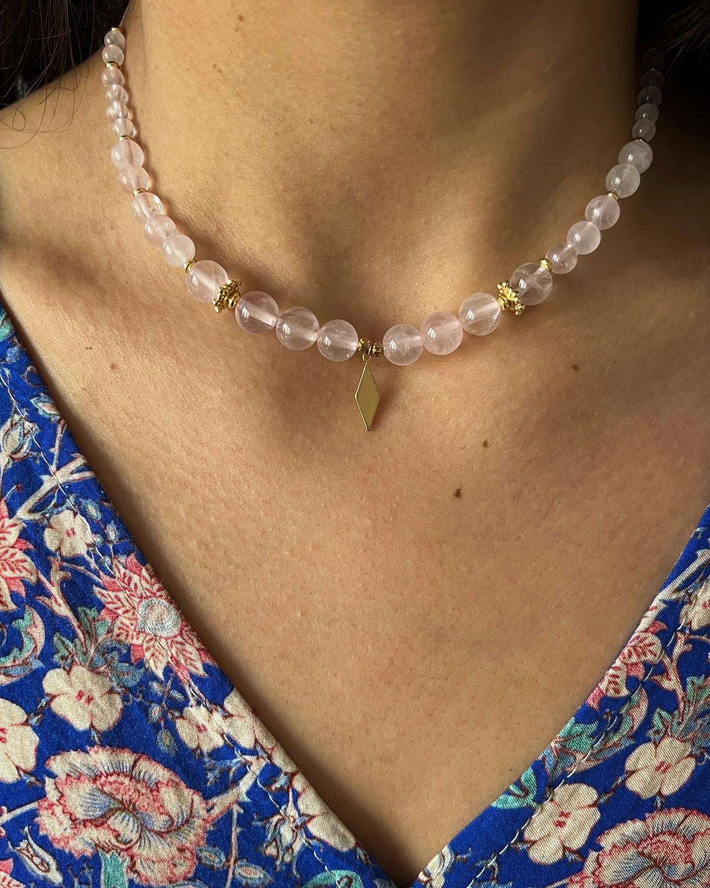 Collier Néfertiti en quartz rose 💗