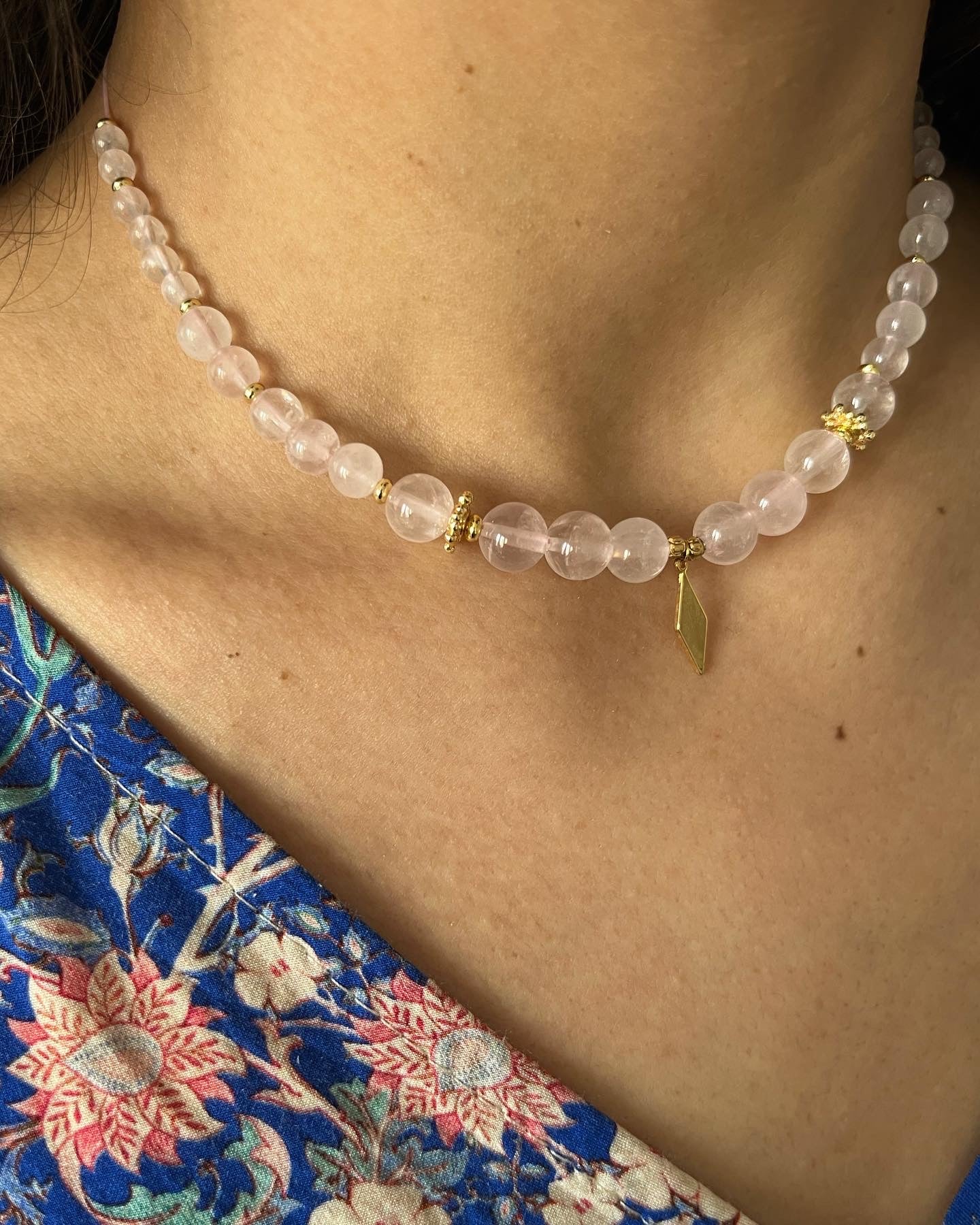 Collier Néfertiti en quartz rose 💗