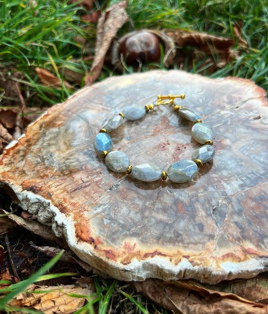 Bracelet tout est féerique en labradorite 🤍💙✨